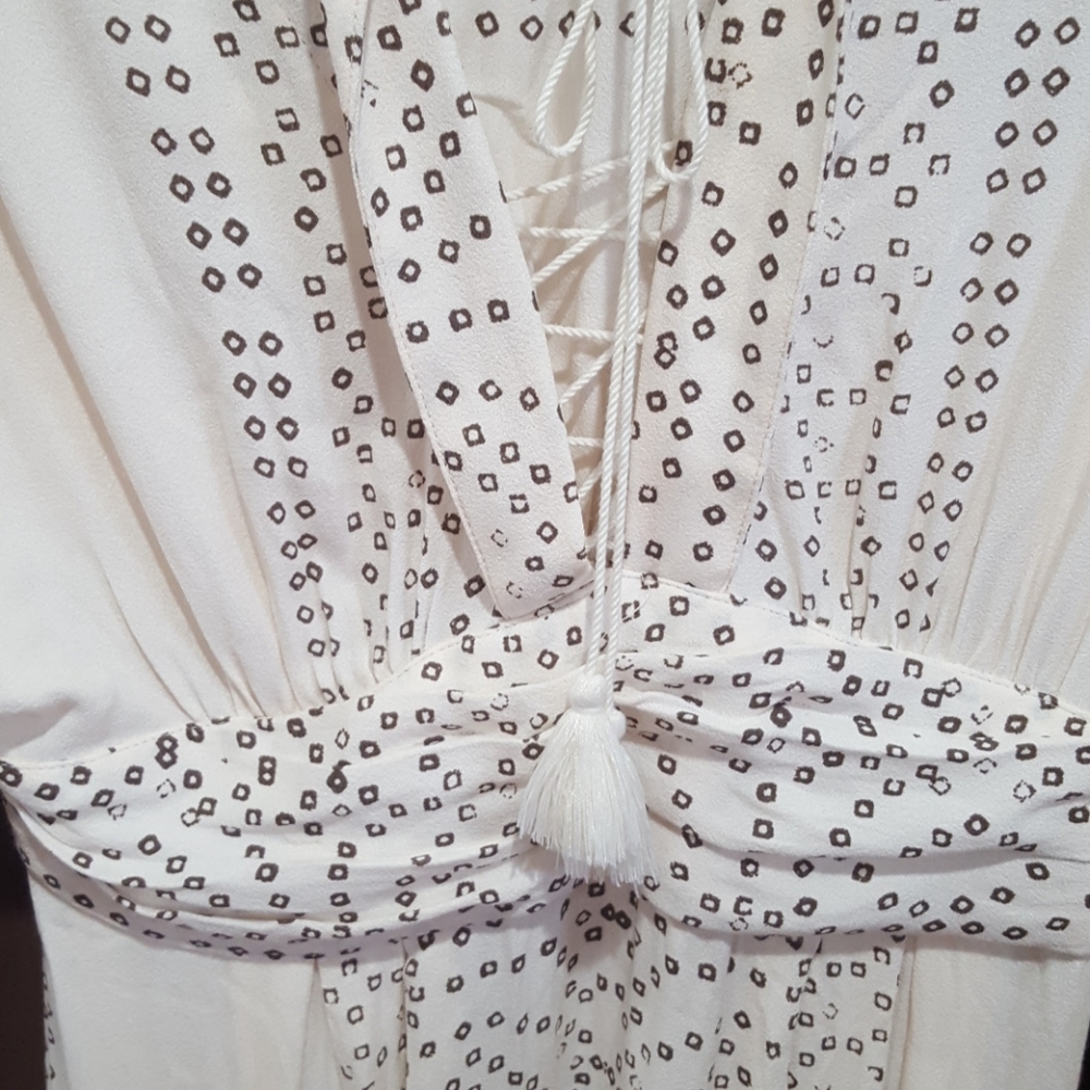 Woman's clothes - Picture 5 of 8